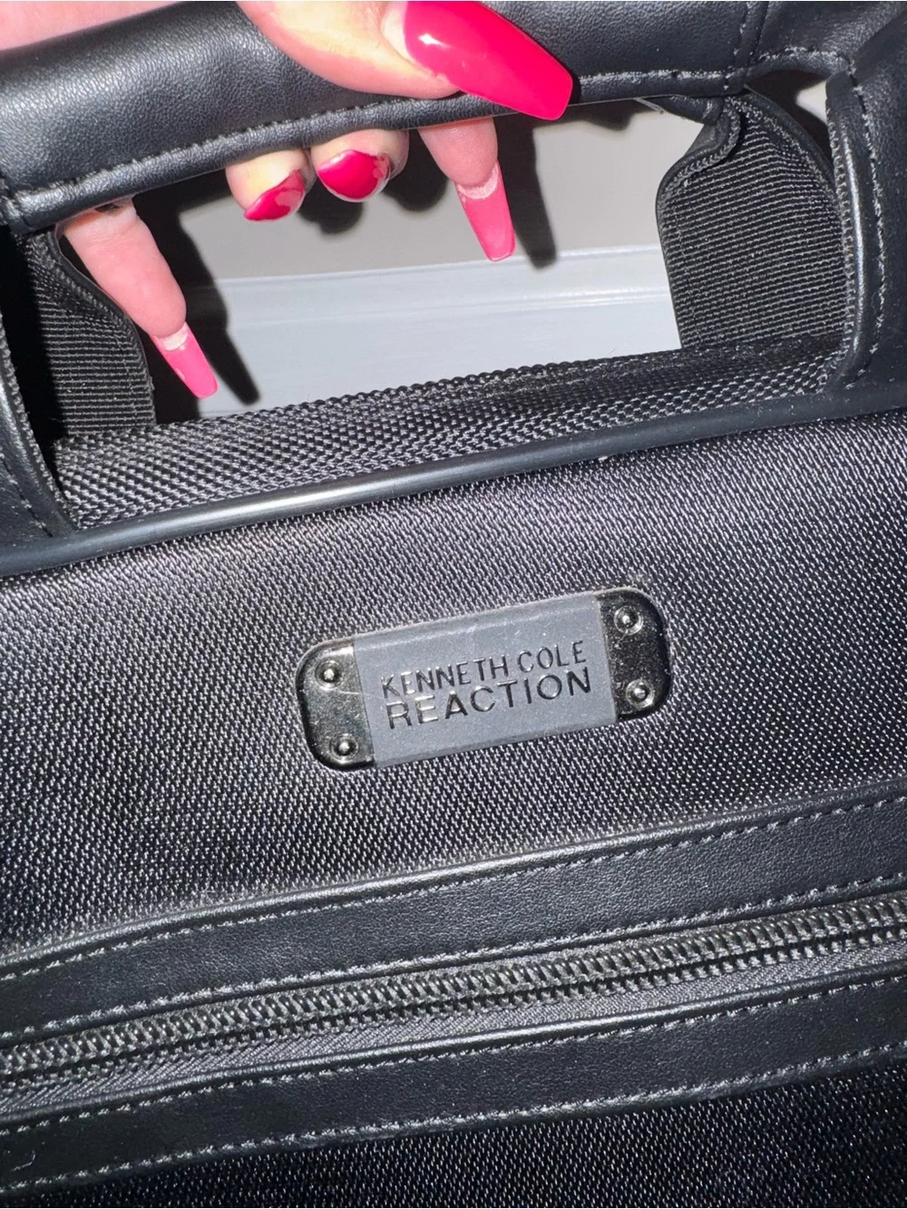 Kenneth Cole Reaction Black Laptop Briefcase with Shoulder Strap